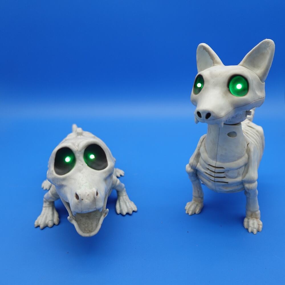 Crazy Bonez Skeleton Cat & Alligator Halloween Figures Light Up Eyes Lot of 2